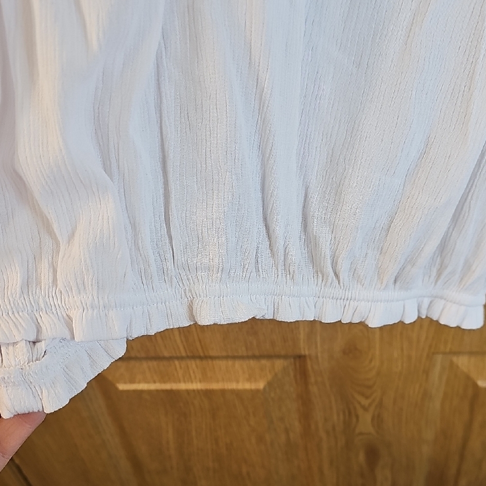 No Boundaries White Ruffle Blouse - Picture 6 of 8